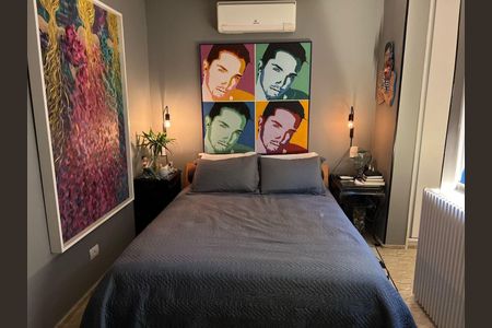 Casa à venda com 3 quartos, 200m² em Vila Olímpia, São Paulo