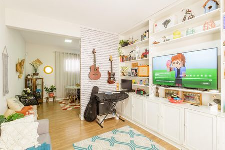 Sala de casa à venda com 3 quartos, 125m² em Vila Nova Conceição, São Paulo