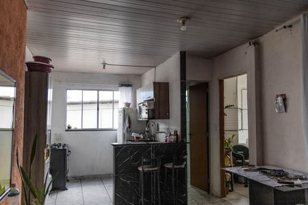 Casa à venda com 210m², 2 quartos e sem vaga Casa à venda com 210m², 2 quartos e sem vagaSala