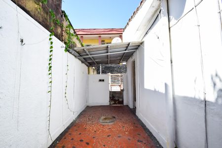 Casa de condomínio para alugar com 50m², 2 quartos e 1 vaga Casa de condomínio para alugar com 50m², 2 quartos e 1 vagaQuintal