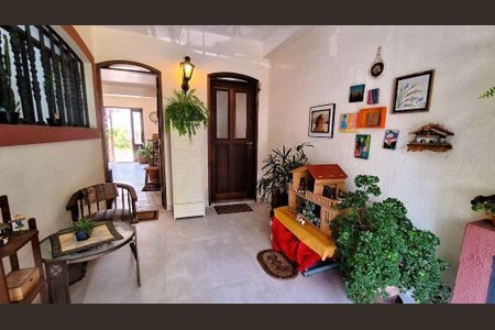 Casa à venda com 3 quartos, 180m² em Jardim Ampliacao, São Paulo