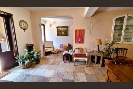 Casa à venda com 3 quartos, 180m² em Jardim Ampliacao, São Paulo