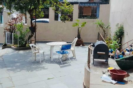 Casa à venda com 115m², 4 quartos e 7 vagas