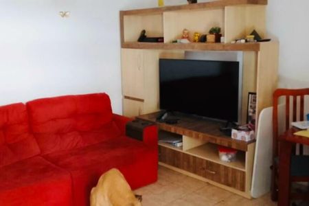 Casa à venda com 4 quartos, 115m² em Cidade Domitila, São Paulo