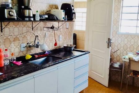 Casa à venda com 115m², 4 quartos e 7 vagas