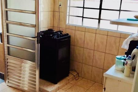 Casa à venda com 115m², 4 quartos e 7 vagas