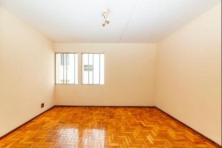 Sala de apartamento para alugar com 2 quartos, 84m² em Padre Eustáquio, Belo Horizonte