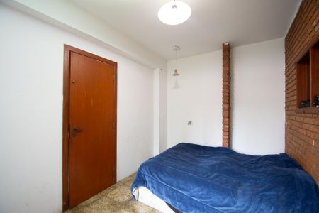 Casa à venda com 200m², 3 quartos e 3 vagas Casa à venda com 200m², 3 quartos e 3 vagasQuarto de Serviço