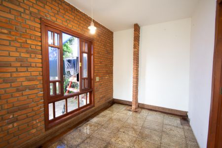 Casa à venda com 200m², 3 quartos e 3 vagas Casa à venda com 200m², 3 quartos e 3 vagasEntrada