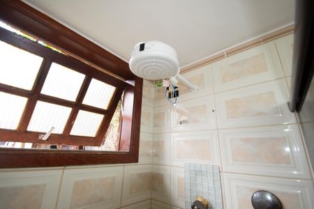 Casa à venda com 200m², 3 quartos e 3 vagas Casa à venda com 200m², 3 quartos e 3 vagasBanheiro da Suíte