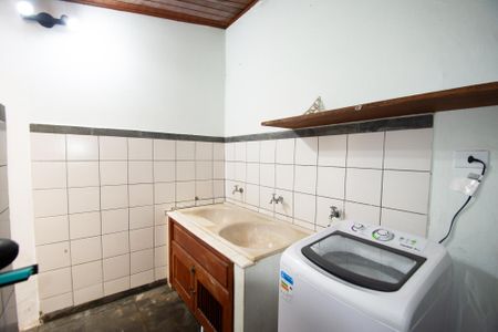 Casa à venda com 200m², 3 quartos e 3 vagas Casa à venda com 200m², 3 quartos e 3 vagasÁrea de Serviço