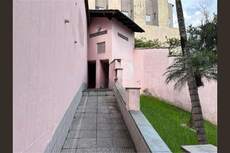 Casa à venda com 456m², 3 quartos e 6 vagas
