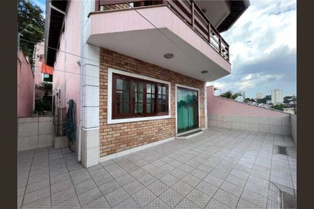 Casa à venda com 456m², 3 quartos e 6 vagas