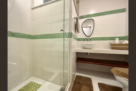 Banheiro social de apartamento para alugar com 1 quarto, 35m² em Copacabana, Rio de Janeiro