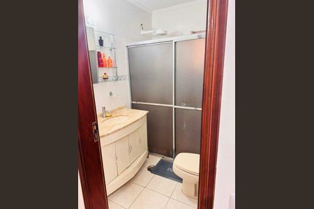 Casa à venda com 3 quartos, 225m² em Vila Marari, São Paulo