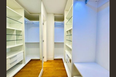 Apartamento à venda com 274m², 4 quartos e 5 vagas