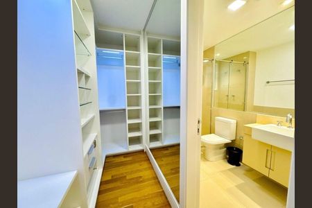 Apartamento à venda com 274m², 4 quartos e 5 vagas