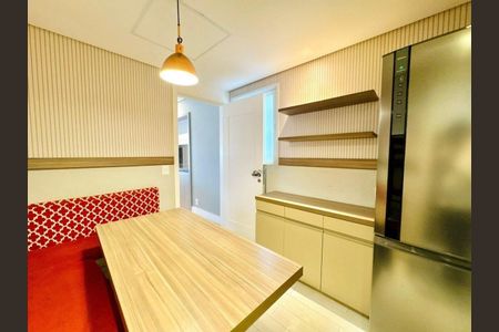 Apartamento à venda com 274m², 4 quartos e 5 vagas