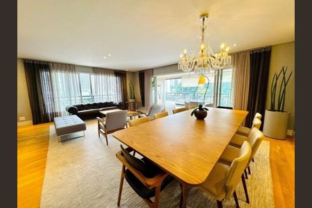 Apartamento à venda com 274m², 4 quartos e 5 vagas