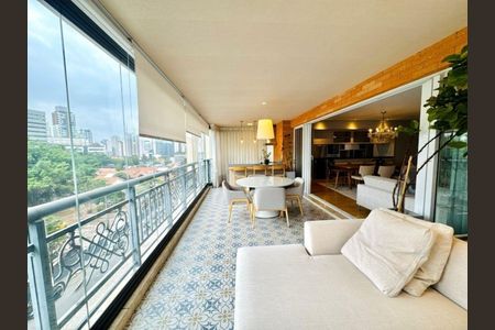 Apartamento à venda com 274m², 4 quartos e 5 vagas