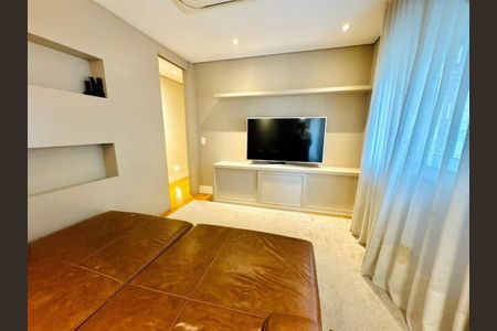Apartamento à venda com 274m², 4 quartos e 5 vagas