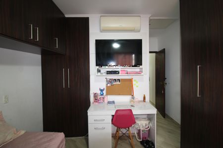 Casa à venda com 141m², 3 quartos e 2 vagasQuarto 3