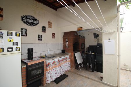 Casa à venda com 141m², 3 quartos e 2 vagasÁrea de Serviço 2