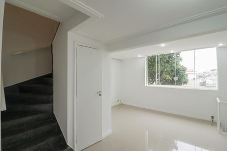 Casa para alugar com 120m², 3 quartos e 3 vagasSala