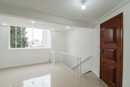 Casa para alugar com 120m², 3 quartos e 3 vagasSala