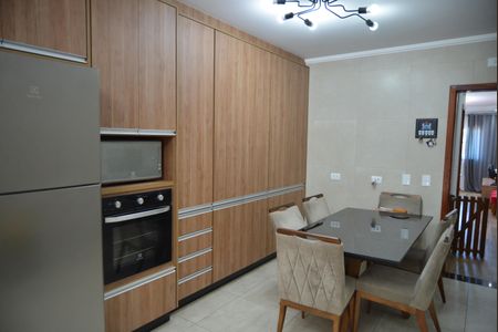 Casa à venda com 133m², 3 quartos e 2 vagasCozinha