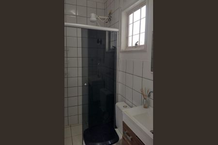 Banheiro de casa de condomínio para alugar com 2 quartos, 120m² em Jardim Morumbi (Nova Veneza), Sumaré
