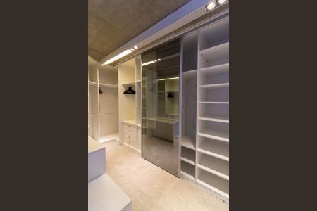 Apartamento para alugar com 90m², 1 quarto e 1 vaga Apartamento para alugar com 90m², 1 quarto e 1 vagaSuíte - Closet