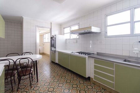 Apartamento para alugar com 190m², 3 quartos e 1 vaga Apartamento para alugar com 190m², 3 quartos e 1 vagaCozinha