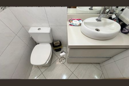 Apartamento à venda com 50m², 2 quartos e 1 vaga Apartamento à venda com 50m², 2 quartos e 1 vagaBanheiro