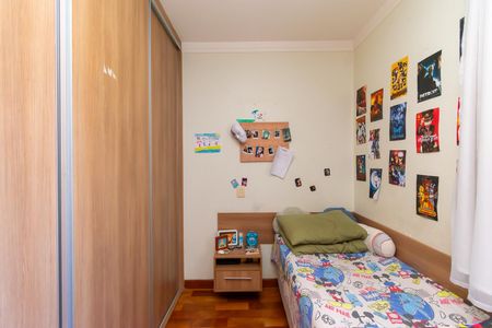Apartamento à venda com 105m², 3 quartos e 2 vagasQuarto 2