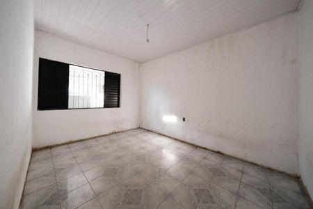 Quarto de casa para alugar com 5 quartos, 250m² em Vila Nhocuné, São Paulo