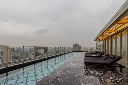 Piscina de apartamento à venda com 1 quarto, 30m² em Indianópolis, São Paulo
