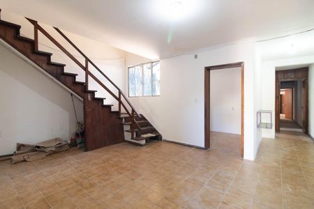 Casa para alugar com 250m², 4 quartos e sem vagaSala