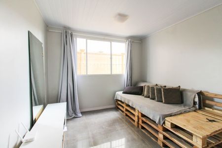 Sala de apartamento à venda com 2 quartos, 42m² em Rio Branco, Canoas