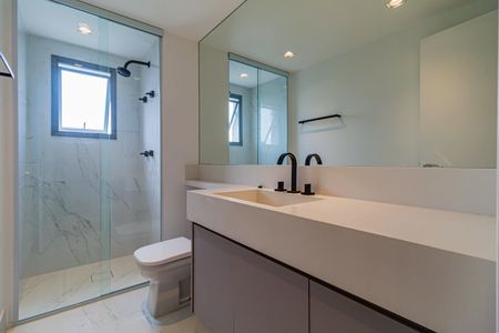 Apartamento à venda com 140m², 2 quartos e 2 vagasBanheiro da Suíte