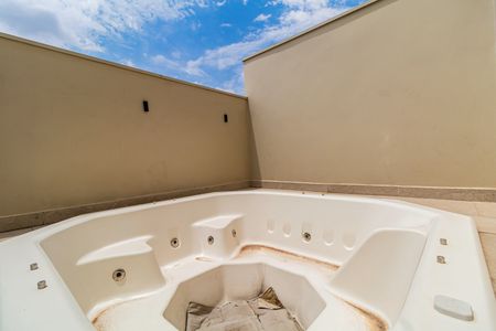 Apartamento à venda com 140m², 2 quartos e 2 vagasÁrea gourmet