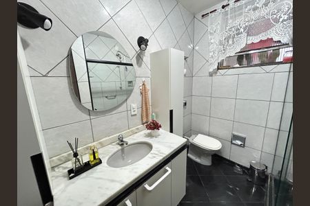 Apartamento à venda com 82m², 3 quartos e sem vagaBanheiro