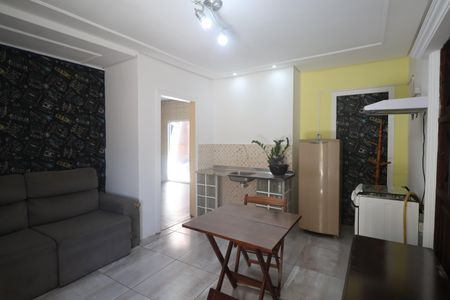 Sala/Cozinha de kitnet/studio para alugar com 1 quarto, 48m² em São Luis, Canoas