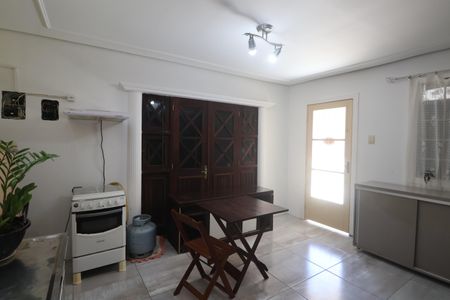 Sala/Cozinha de kitnet/studio para alugar com 1 quarto, 48m² em São Luis, Canoas