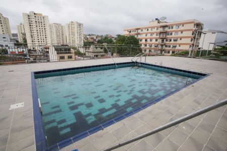 Apartamento à venda com 74m², 2 quartos e 1 vagaÁrea comum - Piscina