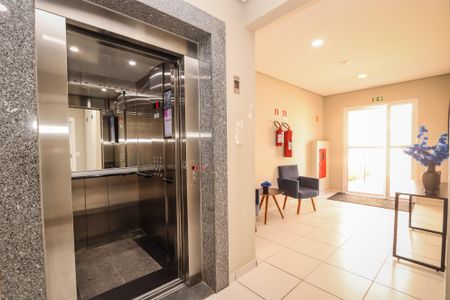 Apartamento à venda com 43m², 2 quartos e 1 vagaHall de entrada