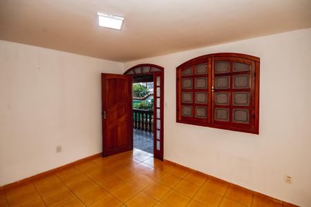 Casa à venda com 4 quartos, 149m² em Alípio de Melo, Belo Horizonte