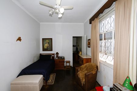 Casa à venda com 440m², 6 quartos e 3 vagasQuarto 2