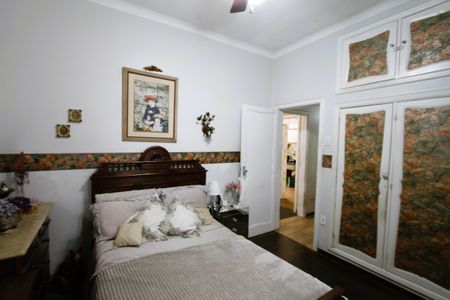 Casa à venda com 440m², 6 quartos e 3 vagasQuarto 4