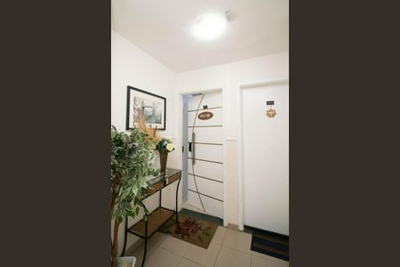 Apartamento para alugar com 43m², 2 quartos e sem vagaEntrada